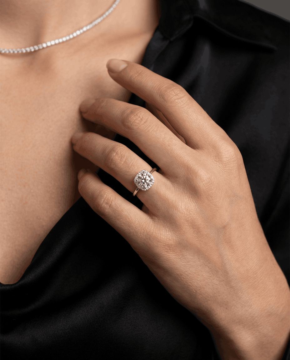 S925 sterlingsilverring med fyrklorad fyrkantig moissanit Lamis